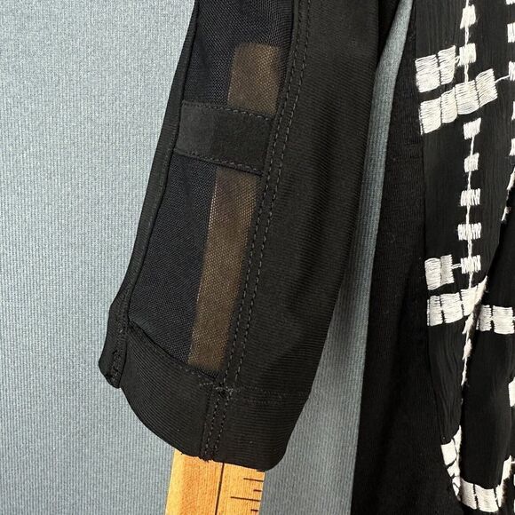 John Mark Top Women Small Black Anastasia Embroidered Aztec Geometric Blouse NEW - Picture 5 of 16